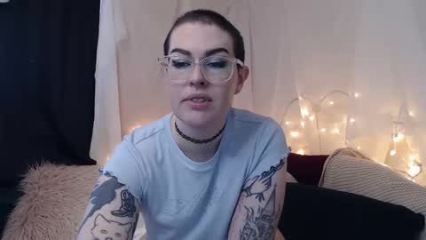 Snapshot of vixinvvitch chatting on December 11, 2024, 4:31 pm VIXIN online show from December 11, 2024, 4:31 pm