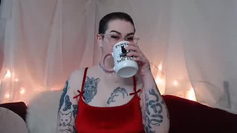 Snapshot of vixinvvitch chatting on December 21, 2024, 4:36 pm VIXIN online show from December 21, 2024, 4:36 pm