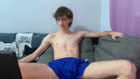 Snapshot of vlad_ggvldd chatting on February 9, 2026, 7:18 pm Vlad Dinovich online show from February 9, 2026, 7:18 pm