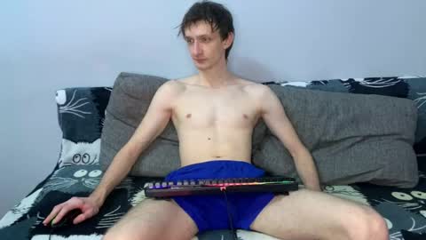 Snapshot of vlad_ggvldd chatting on May 6, 2026, 7:19 pm Vlad Dinovich online show from May 6, 2026, 7:19 pm