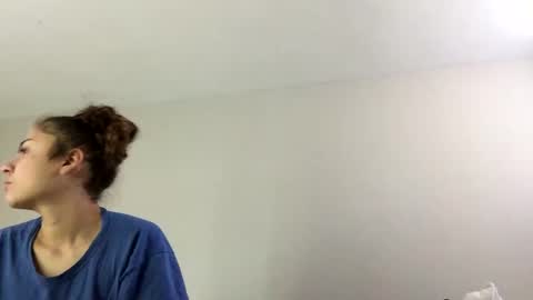 Snapshot of volentic chatting on October 7, 2025, 4:37 pm volentic online show from October 7, 2025, 4:37 pm