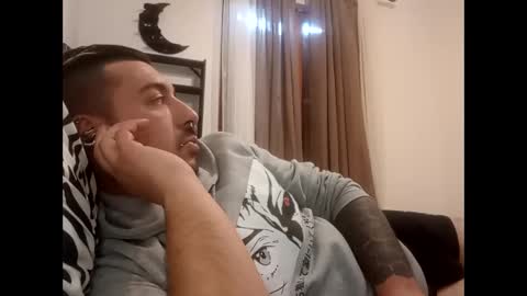 Snapshot of volpecesare419 chatting on March 1, 2025, 2:23 pm volpecesare419 online show from March 1, 2025, 2:23 pm