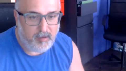 Snapshot of volpi72 chatting on June 16, 2026, 11:35 am volpi72 online show from June 16, 2026, 11:35 am