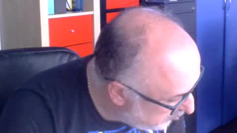 Snapshot of volpi72 chatting on July 9, 2026, 12:09 pm volpi72 online show from July 9, 2026, 12:09 pm