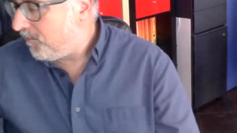 Snapshot of volpi72 chatting on July 15, 2026, 12:10 pm volpi72 online show from July 15, 2026, 12:10 pm