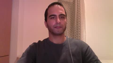 Snapshot of volve5 chatting on December 22, 2024, 1:45 am volve5 online show from December 22, 2024, 1:45 am