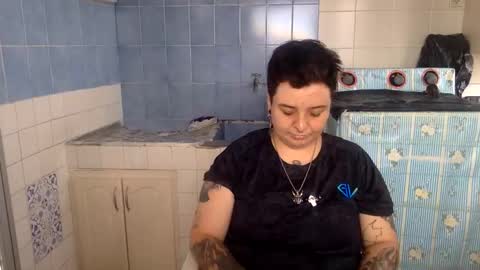 Snapshot of voodkha chatting on January 14, 2026, 5:51 pm Danny and Ale online show from January 14, 2026, 5:51 pm