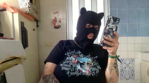 Snapshot of voodkha chatting on February 6, 2026, 2:53 pm Danny and Ale online show from February 6, 2026, 2:53 pm