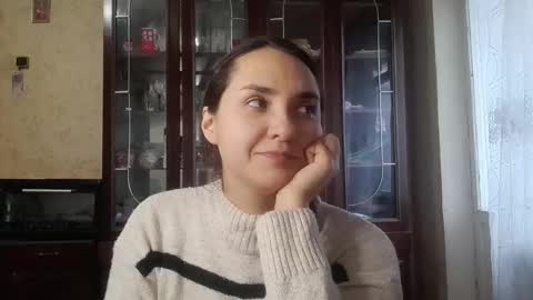 Snapshot of voulezvous_angel chatting on February 2, 2026, 7:40 am voulezvous_angel online show from February 2, 2026, 7:40 am