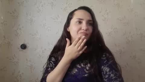Snapshot of voulezvous_angel chatting on March 2, 2026, 8:32 am voulezvous_angel online show from March 2, 2026, 8:32 am