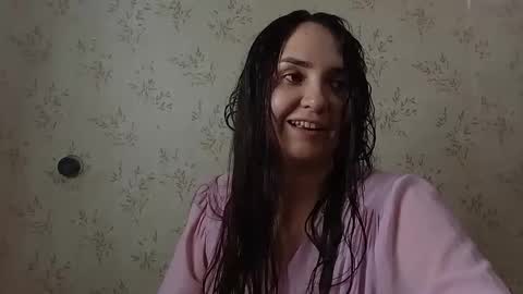 Snapshot of voulezvous_angel chatting on March 5, 2026, 7:59 am voulezvous_angel online show from March 5, 2026, 7:59 am