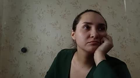 Snapshot of voulezvous_angel chatting on March 9, 2026, 7:23 am voulezvous_angel online show from March 9, 2026, 7:23 am
