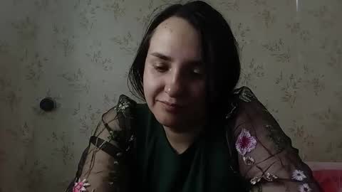 Snapshot of voulezvous_angel chatting on March 18, 2026, 6:05 am voulezvous_angel online show from March 18, 2026, 6:05 am