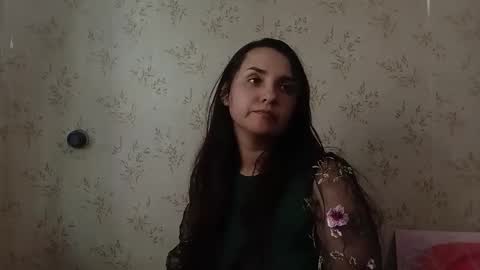 Snapshot of voulezvous_angel chatting on March 20, 2026, 6:18 am voulezvous_angel online show from March 20, 2026, 6:18 am
