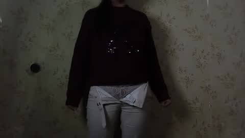 Snapshot of voulezvous_angel chatting on April 1, 2026, 5:10 pm voulezvous_angel online show from April 1, 2026, 5:10 pm