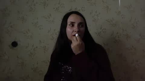 Snapshot of voulezvous_angel chatting on April 7, 2026, 5:24 pm voulezvous_angel online show from April 7, 2026, 5:24 pm