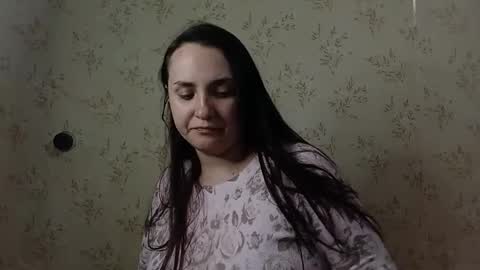 Snapshot of voulezvous_angel chatting on April 14, 2026, 6:14 pm voulezvous_angel online show from April 14, 2026, 6:14 pm
