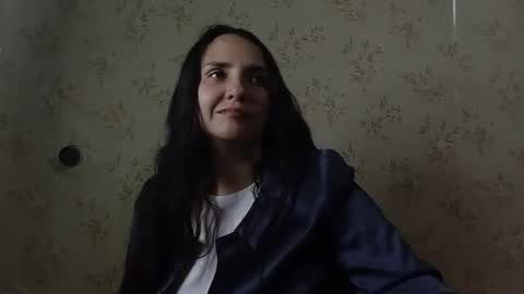 Snapshot of voulezvous_angel chatting on April 16, 2026, 6:52 pm voulezvous_angel online show from April 16, 2026, 6:52 pm