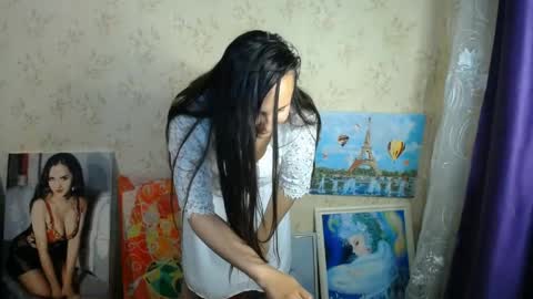 Snapshot of voulezvous_angel chatting on May 27, 2026, 4:37 pm voulezvous_angel online show from May 27, 2026, 4:37 pm