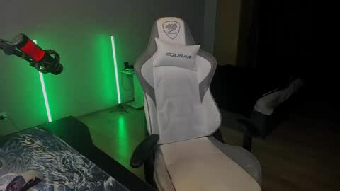 Snapshot of vova_belkin_ chatting on May 30, 2026, 6:05 pm vova online show from May 30, 2026, 6:05 pm