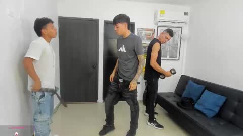 voyeurism_guys online show from March 10, 2026, 11:10 pm