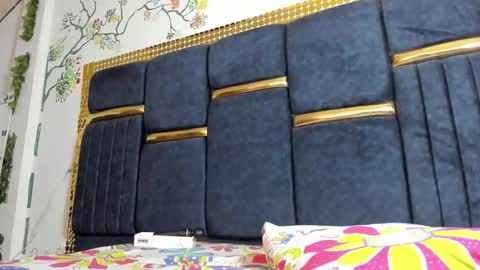 skay online show from November 19, 2025, 2:39 pm