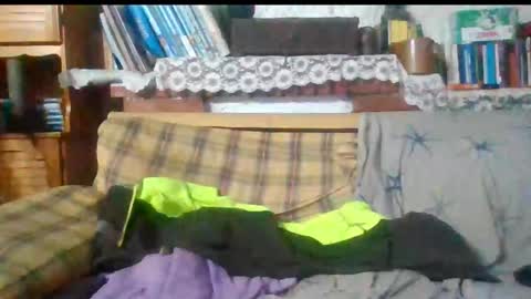 Snapshot of vuda77 chatting on January 24, 2025, 6:25 pm oscar online show from January 24, 2025, 6:25 pm