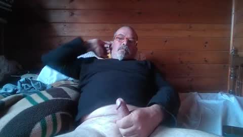 Snapshot of vuda77 chatting on February 27, 2025, 1:38 pm oscar online show from February 27, 2025, 1:38 pm