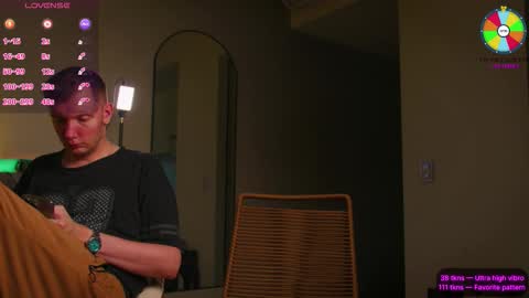 Eva and Franklin online show from December 19, 2025, 5:42 pm