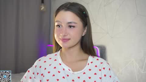 Snapshot of vvilly_wonka chatting on October 3, 2025, 1:46 am Ethal - thank you for thumb up online show from October 3, 2025, 1:46 am