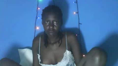 vvuuvvu online show from May 8, 2026, 5:57 am