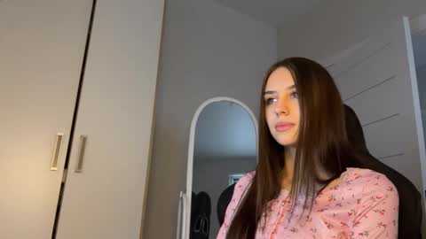 Snapshot of vx_arina chatting on March 1, 2026, 9:22 am Arina online show from March 1, 2026, 9:22 am