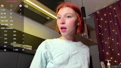 Snapshot of vynila chatting on December 6, 2024, 12:45 am ILONA A week goal new laptop online show from December 6, 2024, 12:45 am