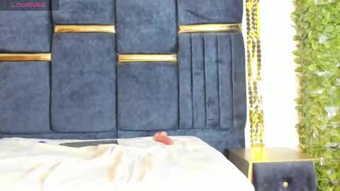 Zoey online show from November 9, 2025, 1:59 am