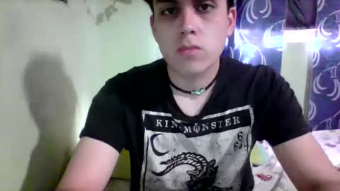 Snapshot of waifu_lov3r chatting on December 18, 2024, 10:13 pm waifu_lov3r online show from December 18, 2024, 10:13 pm