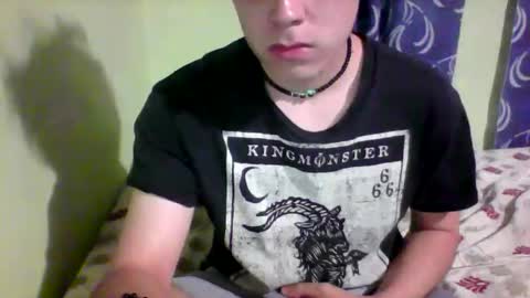 Snapshot of waifu_lov3r chatting on December 19, 2024, 8:02 am waifu_lov3r online show from December 19, 2024, 8:02 am