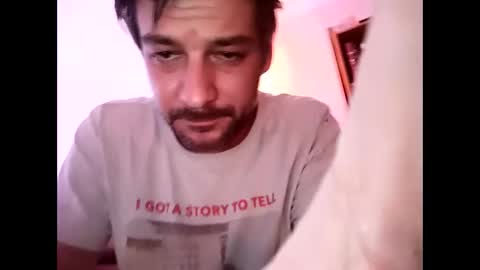 walex0900 online show from November 11, 2025, 2:22 am