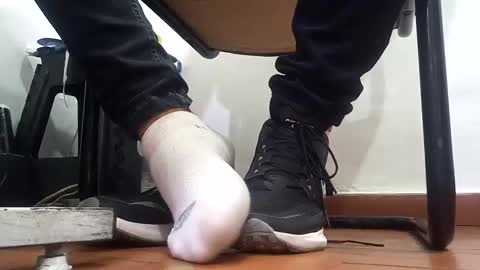 Snapshot of waltherfeet_ chatting on December 23, 2024, 8:25 pm WaltherFeet online show from December 23, 2024, 8:25 pm