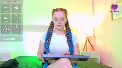 Wanda Robertss online show from October 31, 2025, 1:23 pm