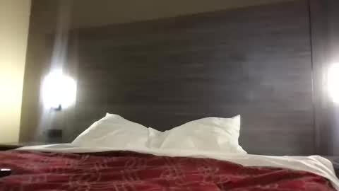 wanderlustgaal online show from October 11, 2025, 2:11 am