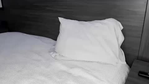 wanderlustgaal online show from October 11, 2025, 6:06 pm