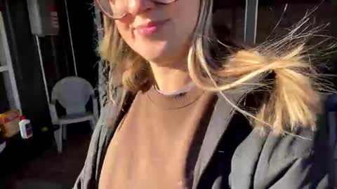 Snapshot of wanderlustjade chatting on January 13, 2025, 9:09 pm Jade  Adonis online show from January 13, 2025, 9:09 pm