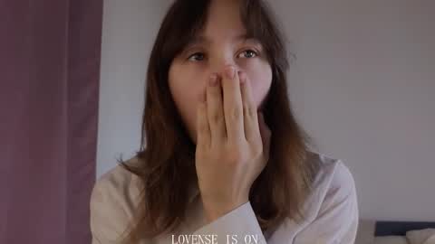 Betti online show from December 22, 2025, 12:40 am