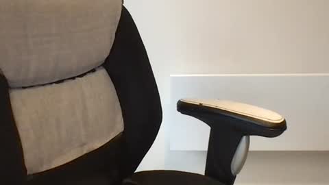 wangotaj online show from October 19, 2025, 4:07 pm