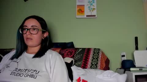 Snapshot of waningrosee chatting on February 14, 2025, 9:10 pm Waningrose Lu online show from February 14, 2025, 9:10 pm