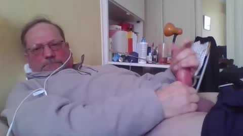 Snapshot of wanky357 chatting on February 16, 2026, 1:18 pm Tibo Love online show from February 16, 2026, 1:18 pm