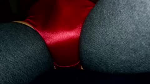wanna872510 online show from April 29, 2026, 9:21 pm