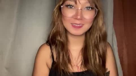 Snapshot of wanna_bewithyouxxx chatting on March 22, 2026, 5:55 am LIZA online show from March 22, 2026, 5:55 am
