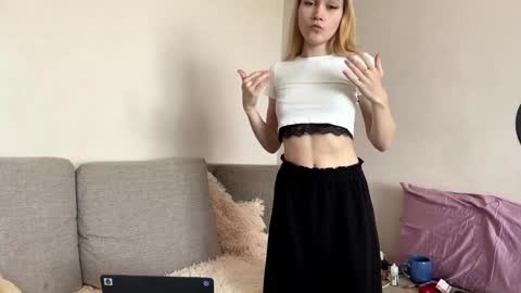 wanttodeep online show from October 3, 2025, 7:16 am