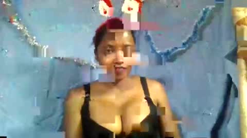 wasselline69 online show from December 18, 2025, 1:17 pm